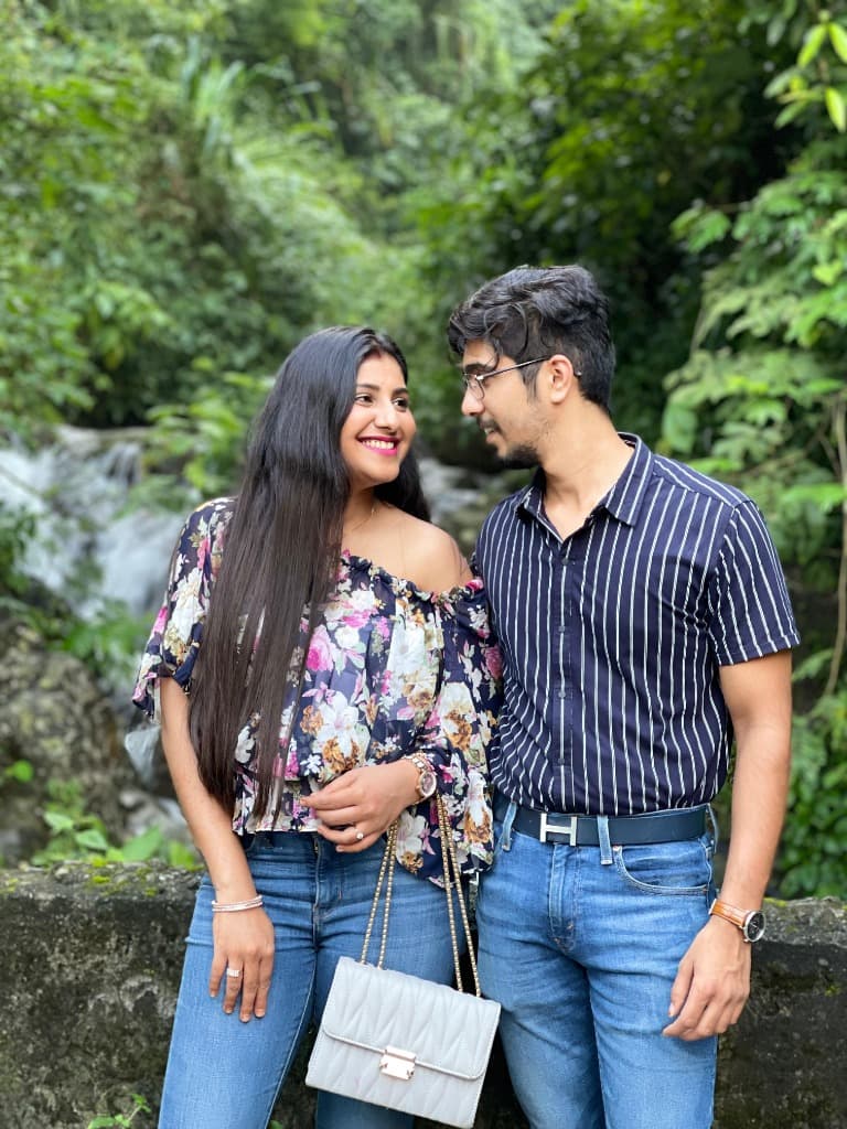 Shubham Jhawar & Riya Agarwal - Founders of Artiziva Homes